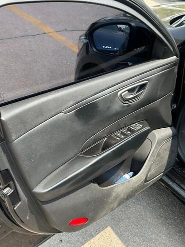 opel astra gtc: Renault SM6: 2019 г., Седан — 9