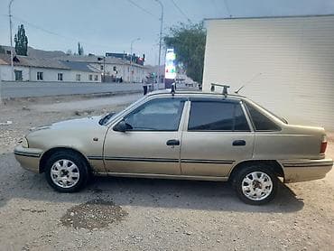 Унаа сатуу: Daewoo Nexia: 2007 г., Кол менен иштөөчү, Хетчбек — 4