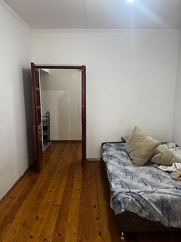 3 room: 1 комната, 35 м², Индивидуалка, 4 этаж, Старый ремонт — 4