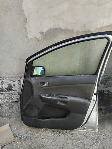 Дверь Передняя правая Toyota, Б/у, Оригинал