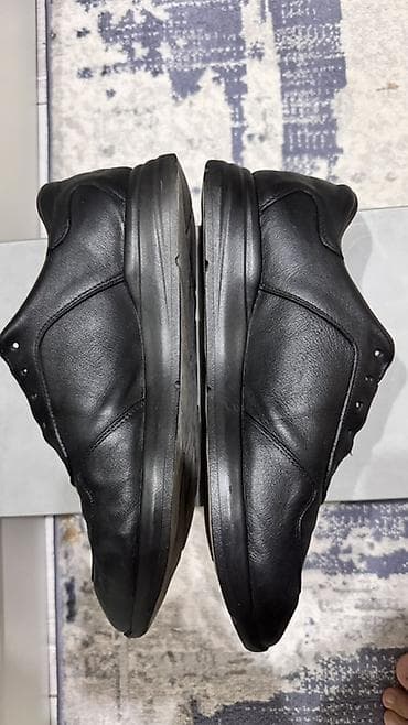 Жеке буюмдар: В хорошем состоянии, одевал очень чистоплотный человек. Ноги не — 3