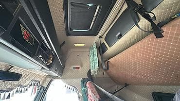 5: Тягач, Volvo, 1999 г., Без прицепа — 3