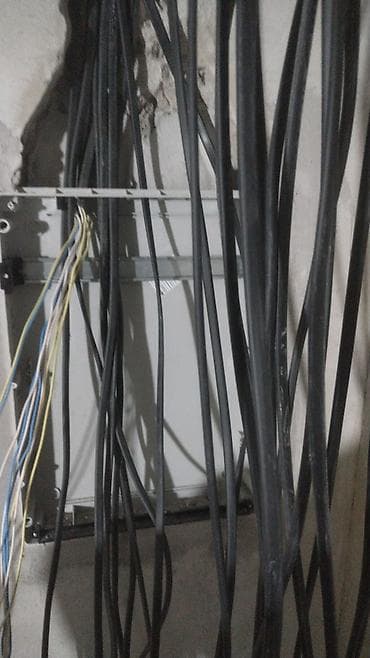 Электрики: Электрик | Монтаж электрощитов Больше 6 лет опыта — 4