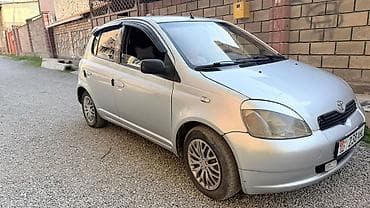 volvo 6x2: Toyota Yaris: 2001 г., Бензин, Хэтчбэк — 2
