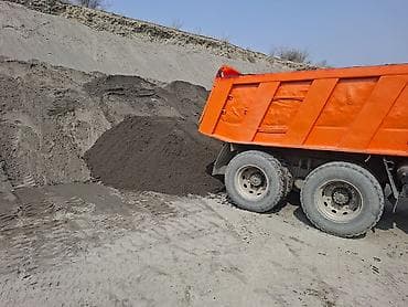 жаздык курак: Песок карьерный с доставкой самосвалами - Доставка самосвалами КАМАЗ — 3
