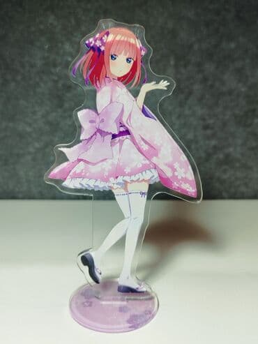 коллекционные монеты нбкр: Продам акриловые фигурки. У одной есть небольшой брак(та, что с — 7