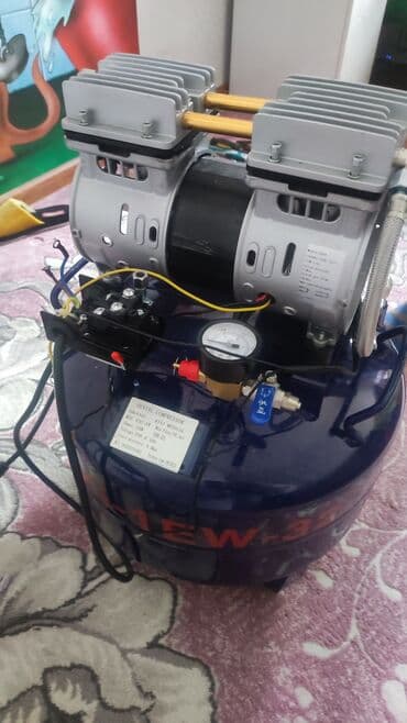 зуботехнические оборудование: Новые Компрессор стоматологический, бесшумныйбезмасляный — 1