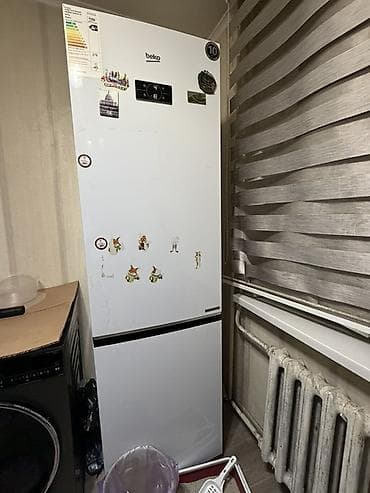 купить бутылки: Холодильник Beko, Б/у, Двухкамерный, No frost, 60 * 200 * — 1