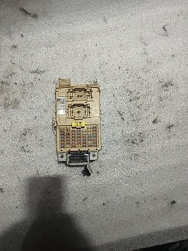 mini jack: Блок предохранителей Kia 2019 г., Оригинал — 1