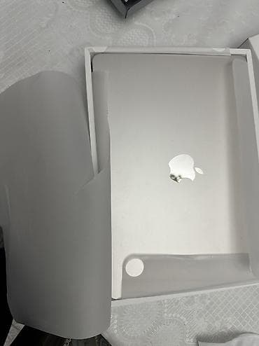 macbook max: Продаю новый Apple MacBook Air 13" (модель A2940, артикул MRYQ3LL/A) — 2