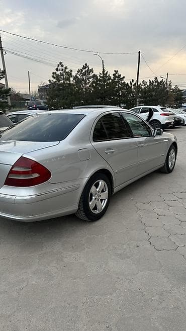 nisan maxima: Mercedes-Benz E-Class: 2002 г., Седан — 4