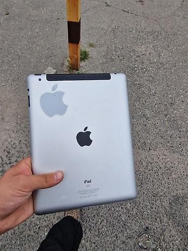 расссрочка: Планшет, Apple, память 64 ГБ, 9" - 10", 3G, Б/у, Классический цвет - Серебристый — 1