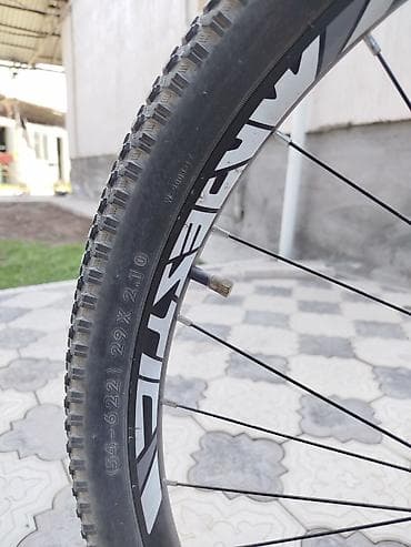 держатель велосипедов на авто: Городской велосипед, Trinx, Рама XL (180 - 195 см), Б/у — 3