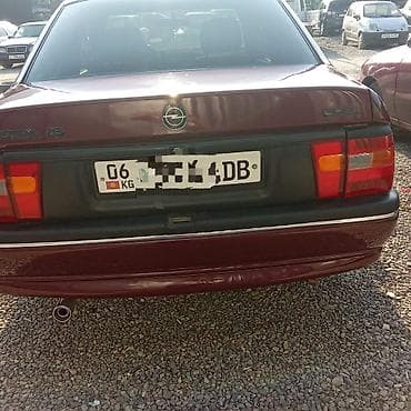 детали опель: Opel Vectra: 1994 г., 1.6 л, Механика, Бензин, Седан — 5