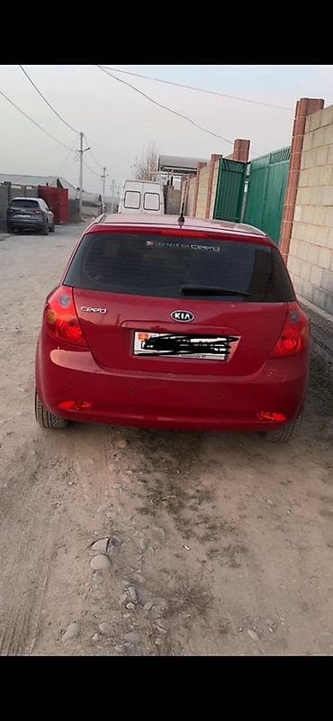 ceed: Kia Ceed: 2008 г., Хэтчбэк — 4