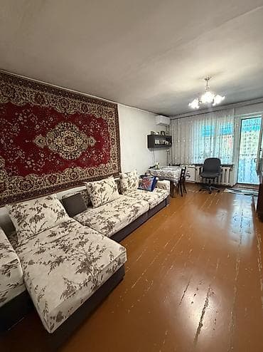 район фучика: 2 комнаты, 42 м², парк Фучика Хрущевка, 3 этаж, Косметический ремонт — 4
