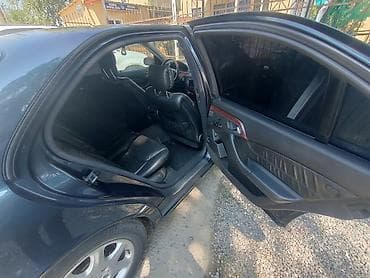 варианты: Mercedes-Benz S-Class: 2000 г., 5 л, Автомат, Бензин, Седан — 5