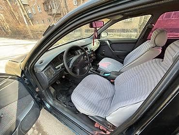 япония машина: Toyota Carina E: 1995 г., 1.6 л, Ручные, Бензин, Седан — 6