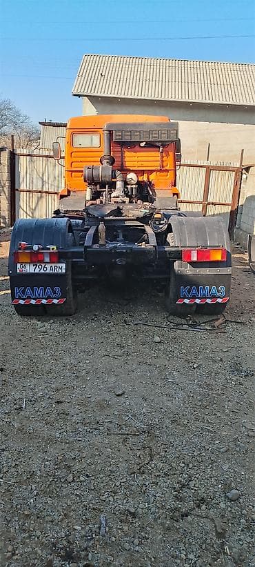 Тягач, Камаз, Тентованный