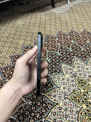 14 pro max: IPhone 16 Pro Max, Black Titanium, 92 % — 4