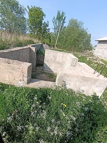 кызыл кыштак: 6 соток, Курулуш — 3