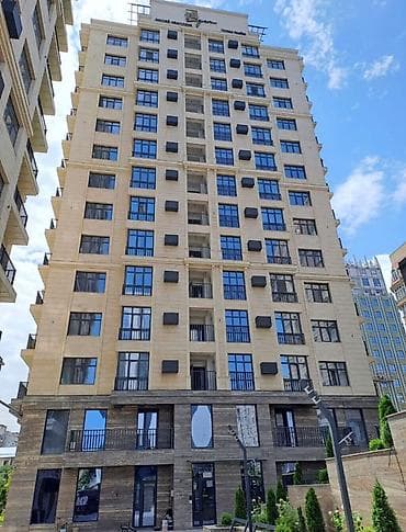 70: Сдается 1‑комнатная квартира‑студия в ЖК «Дуэт» Адрес: район Золотой — 1
