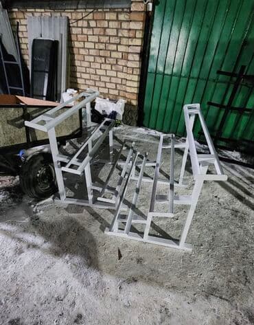 настольные теннисные ракетки: Стойка для гантелей Новые В отличном — 1