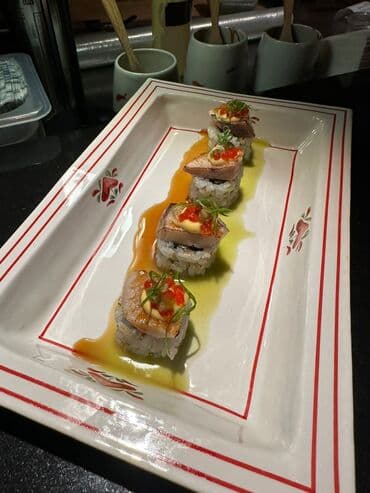 Гардеробщики: Шеф повар японской кухни в поиске проекта стаж с 2014 года; опыт — 1