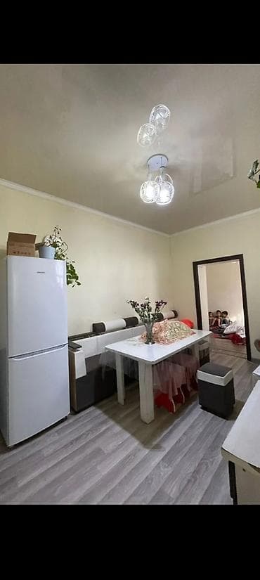 здаю квартира киркомстром: 59 м², 3 комнаты, Парковка, Забор, огорожен — 2