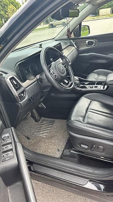 235 55 17: Kia Sorento: 2021 г., Кроссовер — 10