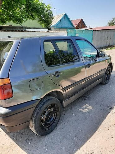 460 gx: Volkswagen Golf: 1992 г., 1.8 л, Механика, Бензин, Хэтчбэк — 6