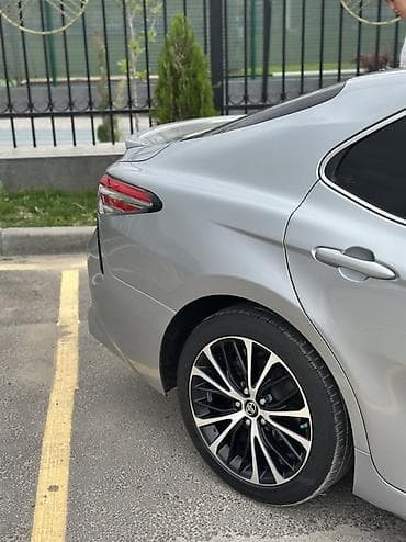 camry 5: Toyota Camry: 2019 г., 2.5 л, Автомат, Бензин, Седан — 6