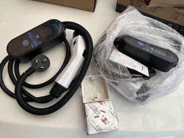 продажа домкратов автомобильных: Продается зарядное устройство для всех моделей электромобиля. Работают — 6