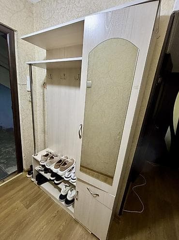 прихожка кант: Гарнитур для прихожей, Б/у, Вешалка, ДСП, Самовывоз, цвет - Бежевый — 1
