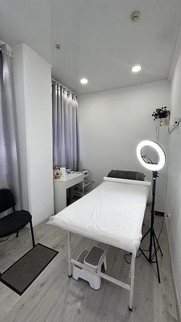 81: Аренда кабинетов в салонах красоты, 12 м², Для лешмейкера — 2