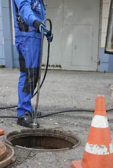 Сантехнические работы: Канализационные работы | Чистка канализации, Чистка стояков, Прочистка труб Больше 6 лет опыта — 1