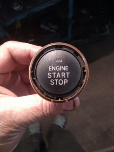 сигнализация на авто с автозапуском: Ключ Subaru 2018 г., Б/у, Оригинал, США — 1