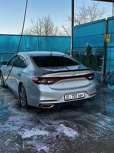 hyundai gran: Hyundai Grandeur: 2017 г., 3 л, Автомат, Газ, Седан — 10