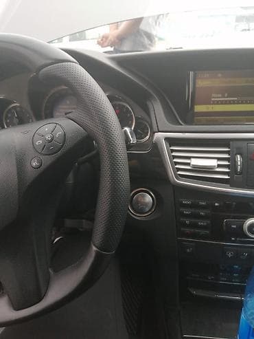 головка мерседес: Mercedes-Benz E-Class: 2010 г., 3.5 л, Автомат, Бензин, Седан — 6