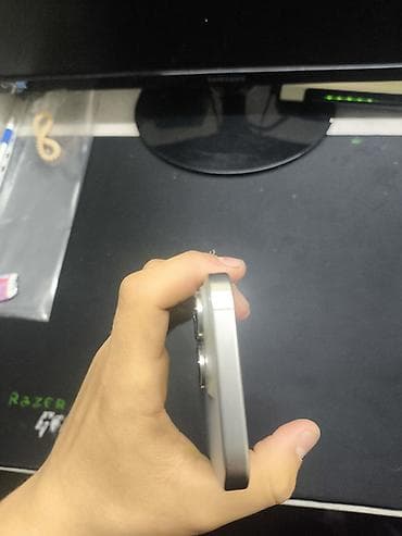 apple wath: IPhone 15 Pro, Б/у, Natural Titanium, 93 % — 6