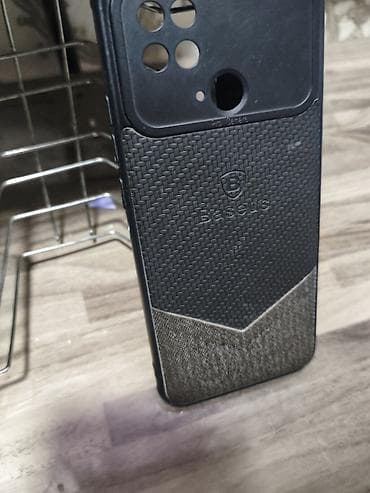 poco c61: Poco C40, Б/у, 64 ГБ, цвет - Черный, 2 SIM — 6