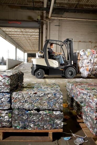 продажа комбайнов нива эффект в бишкеке цена: Погрузчик, Колесный, Вилочный — 1