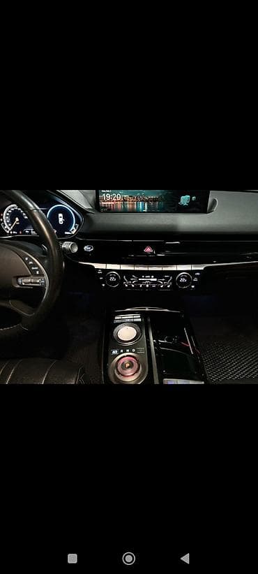 е 200: Hyundai Genesis: 2021 г., Седан — 2