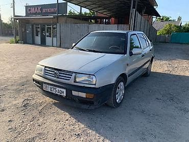 sprinter 2 2 cdi: Volkswagen Vento: 1993 г., Седан — 7