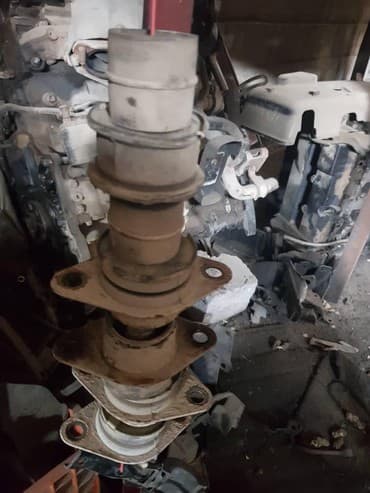 цена на кованые элементы в бишкеке: Рамные подушки Isuzu Bighorn, Trooper, Opel Monterey. Цена: 500сом/шт — 1