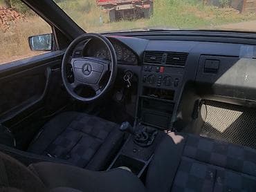 тягачи daf: Mercedes-Benz C-Class: 1996 г., 2.8 л, Механика, Бензин, Седан — 7