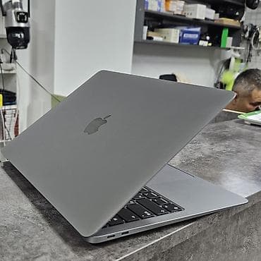 MacBook Air 2020. Подойдет для начала программирования, дизайна — 7