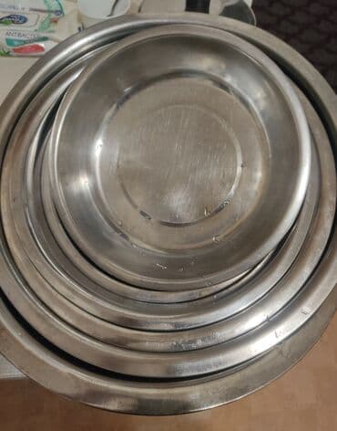 маленький чайник: Миски (тазы) металлические облегченные 7 шт. В хорошем состоянии — 3