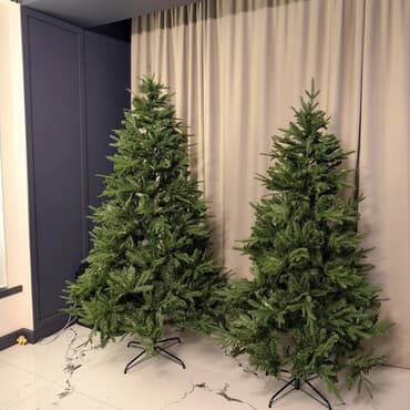 саженцы для сада: Новогодняя елка с гирляндой теплого белого свечения 210 см и 180 см — 1