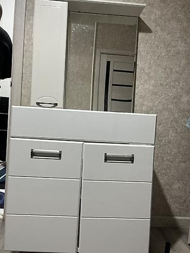 стол для косметики: Комплект мебели для ванной комнаты, белый глянец. Состав и — 2